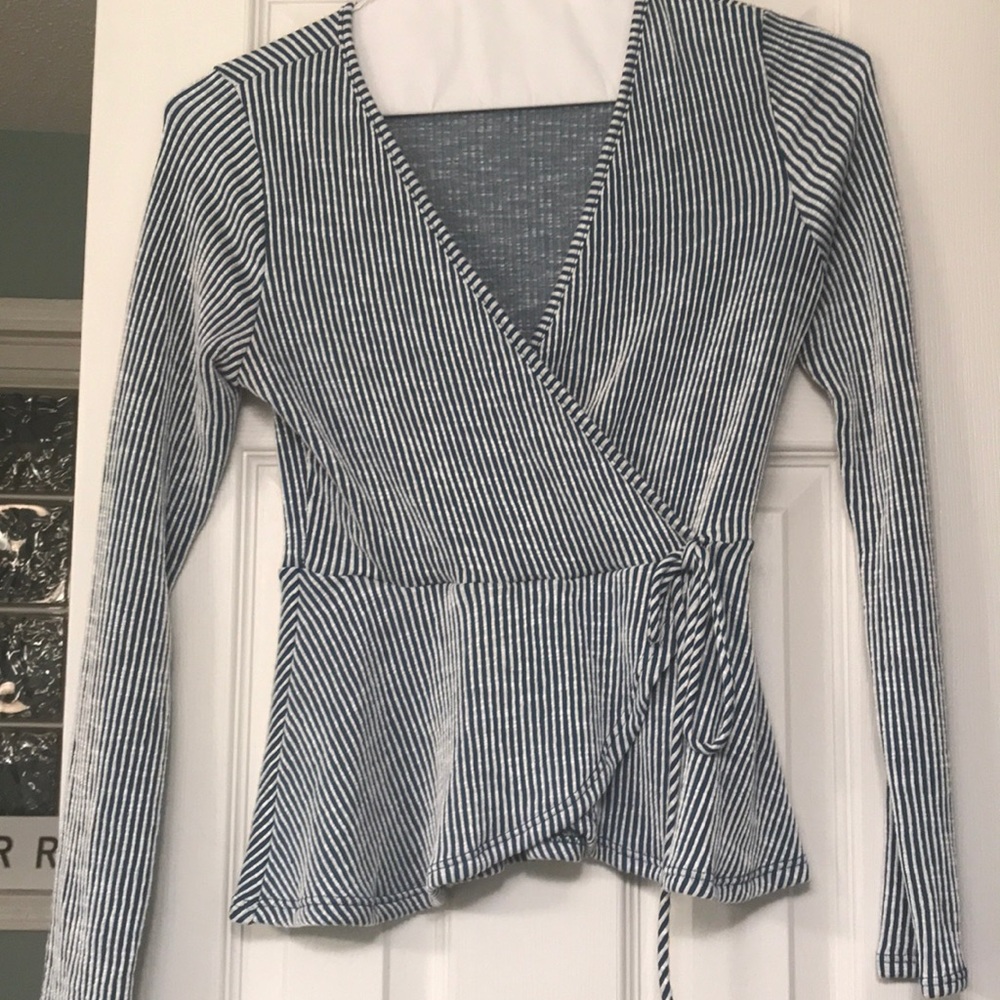 Long sleeve cute tie at waist. Blue and white stripes. Soft cotton mix